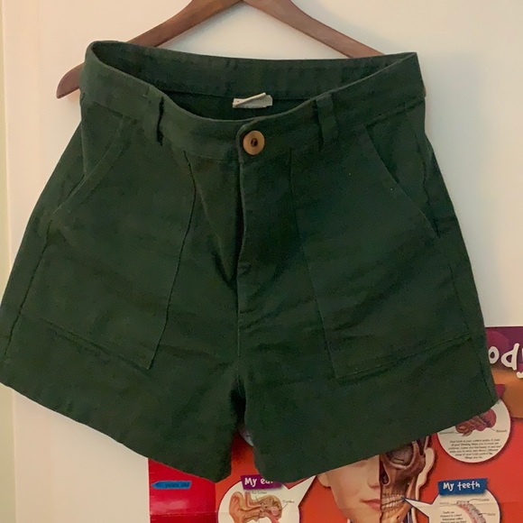 Beaton Linen utility shorts - Picture 1 of 3